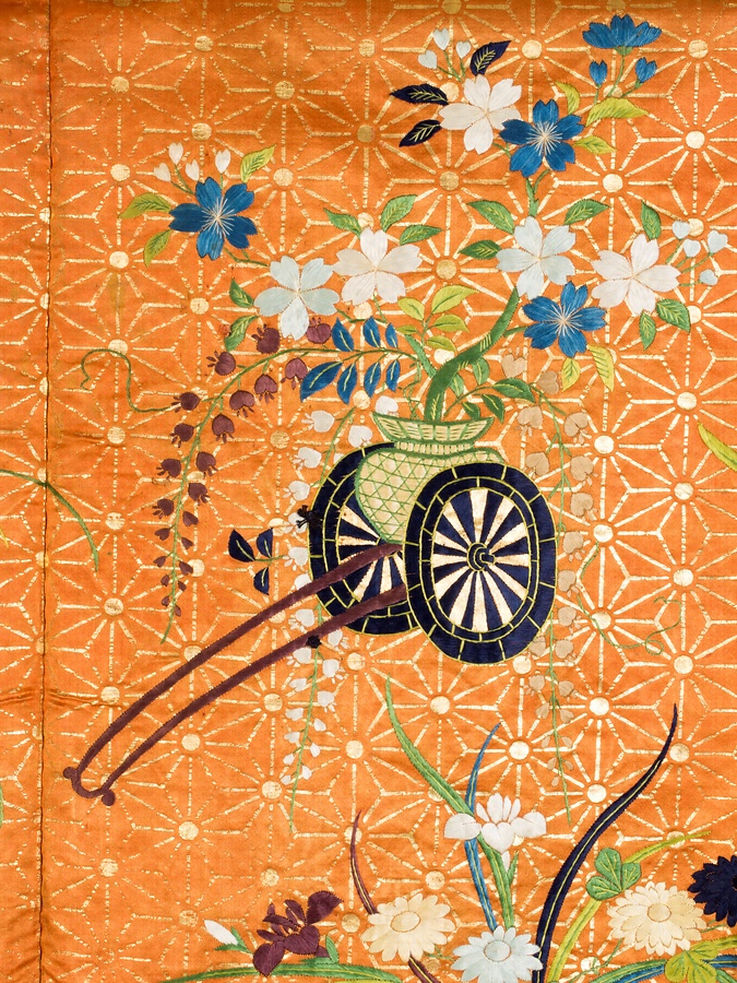 紅地麻葉繋花車模様縫箔 文化遺産オンライン