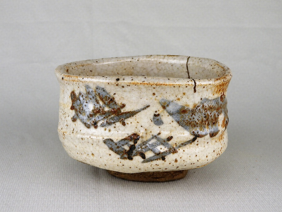 絵志野茶碗 文化遺産オンライン