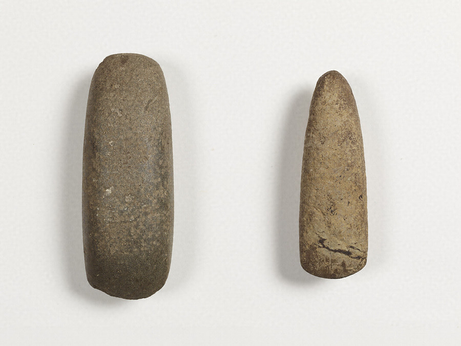 縄文時代 古い石器 磨製 石斧②