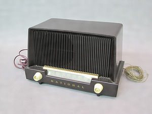 卓上型ラジオ