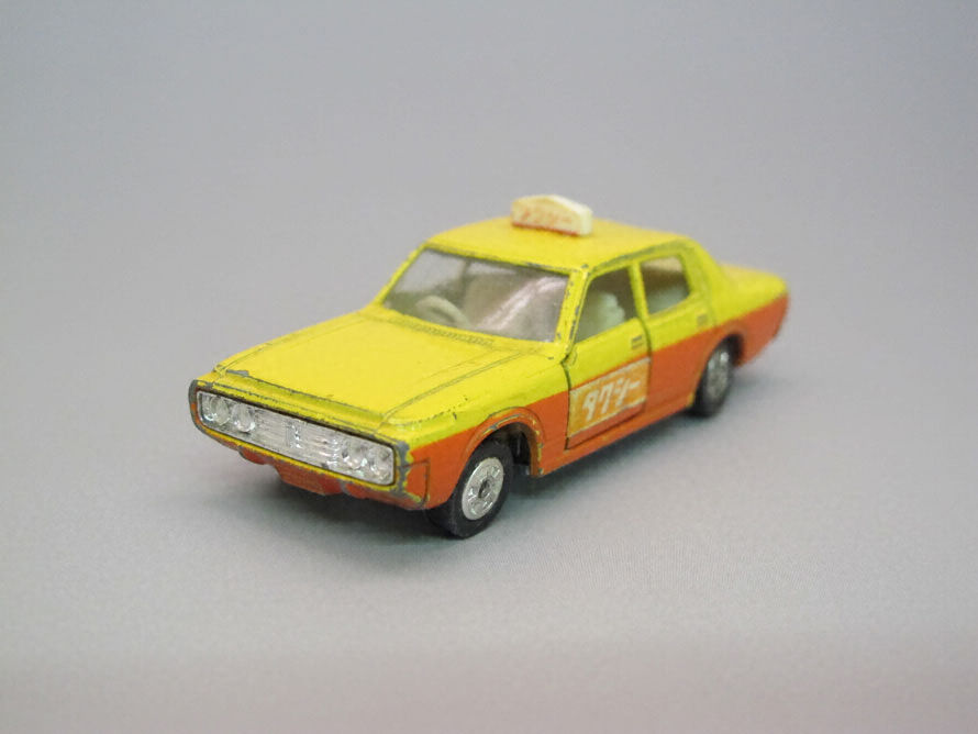 トミカ車玩具「トヨタ クラウンタクシー」 文化遺産オンライン