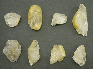 水晶製石器