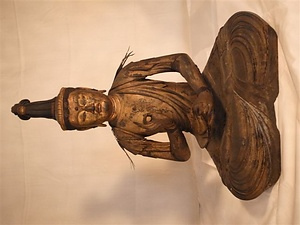 木造聖観音菩薩坐像（旧長坂寺伝来）