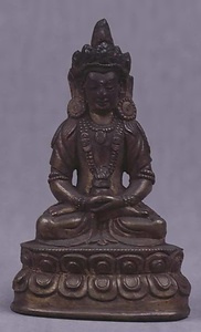 銅製仏坐像