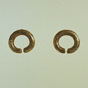 弁財古墳 金銅環