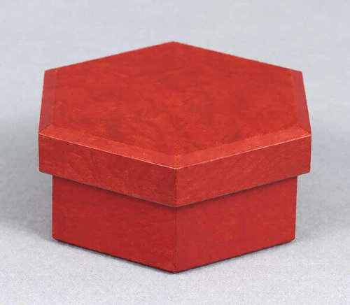 槻製赤漆六角形菓子器 文化遺産オンライン