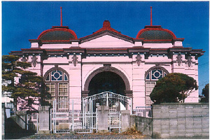 茨城県立水戸商業高等学校旧本館玄関