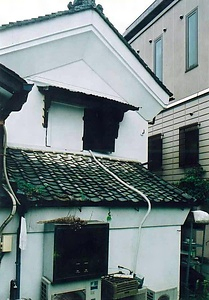 旧新井商店倉庫