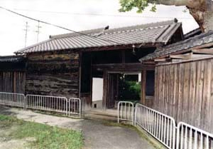 中山家住宅本蔵及び裏門