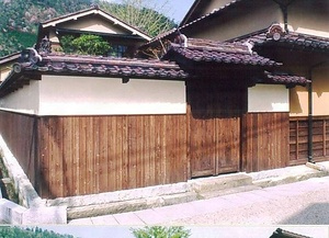 旧吉川家住宅（生野まちづくり工房井筒屋）西塀