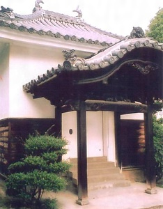 慈願寺経蔵