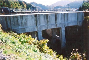 奥津発電所一号水路橋