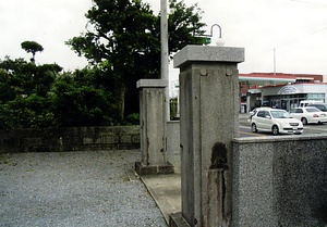大崎公民館（旧大崎報公義會舘）門及び石塀