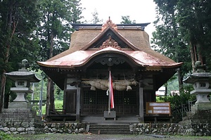 熱田神社本殿