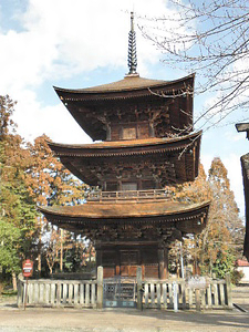 日吉神社三重塔