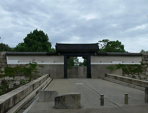 大阪城 桜門
