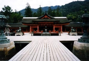 厳島神社 本社本殿、幣殿、拝殿