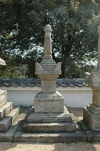 乗禅寺石塔 石造宝篋印塔　（３） じょうぜんじせきとう せきぞうほうきょういんとう