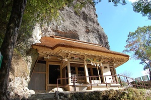 岩屋神社 本殿