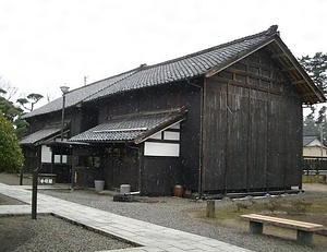 旧青山家住宅 西土蔵 あおやまけじゅうたく にしどぞう