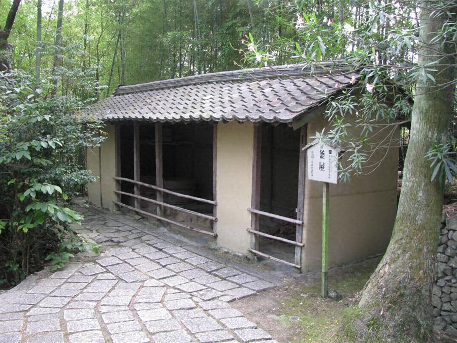 讃岐及び周辺地域の砂糖製造用具と砂糖しめ小屋・釜屋 文化遺産オンライン