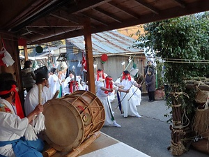 高千穂神楽 たかちほかぐら