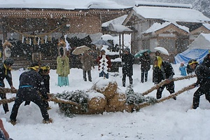磐梯神社の舟引き祭り