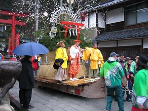 粟田部の蓬莱祀 あわたべのおらいし