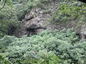 鳥羽山洞窟 とばやまどうくつ