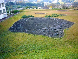 上白岩遺跡 かみしらいわいせき