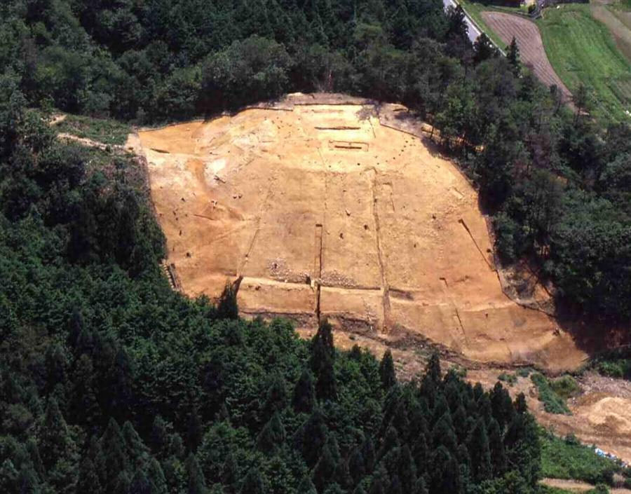 茶すり山古墳 文化遺産オンライン