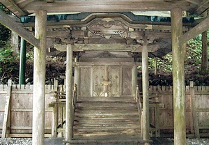 三瀬谷神社本殿