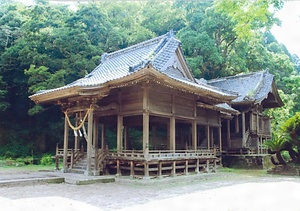 五百禩神社神楽殿及び拝殿