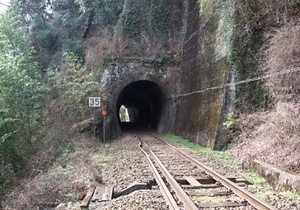 わたらせ渓谷鐵道第三神梅トンネル