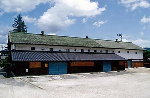 松川村収蔵庫