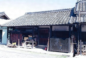 石川酒造旧米庫