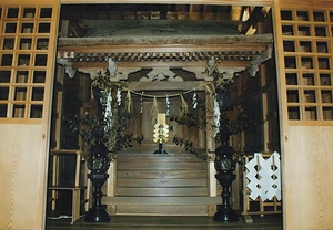 瀧神社本殿