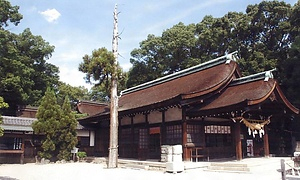 知立神社拝殿