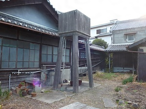 旧岡田医院給水塔