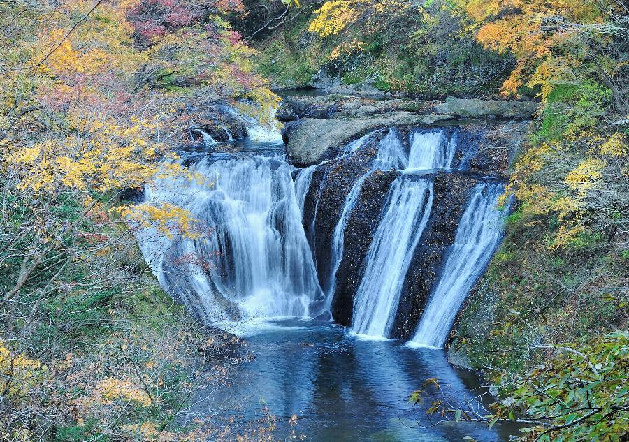 袋田の滝及び生瀬滝 文化遺産オンライン