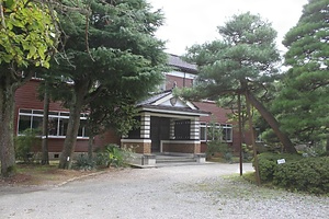 田中小学校旧本館