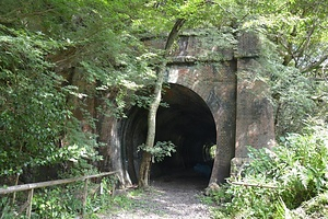 旧中央線玉野第四隧道