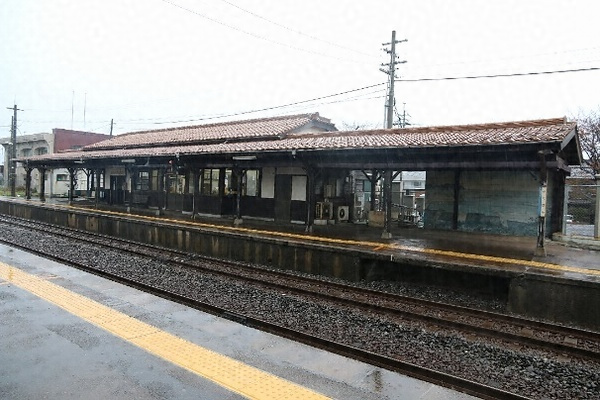 ＪＲ山陰本線御来屋駅本屋及び旅客上屋 文化遺産オンライン