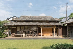 椛島家住宅庫院