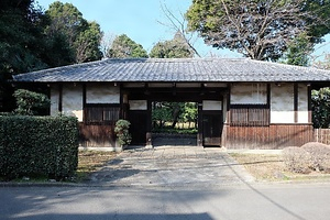 旧吉岡家住宅長屋門 きゅうよしおかけじゅうたくながやもん