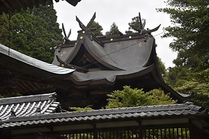 榊山八幡神社本殿
