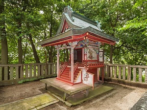 十二社神社本殿