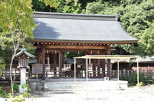 吉野神宮 摂社拝殿