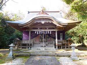 加知彌神社拝殿