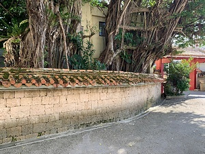 沖縄ホテル瓦石垣
